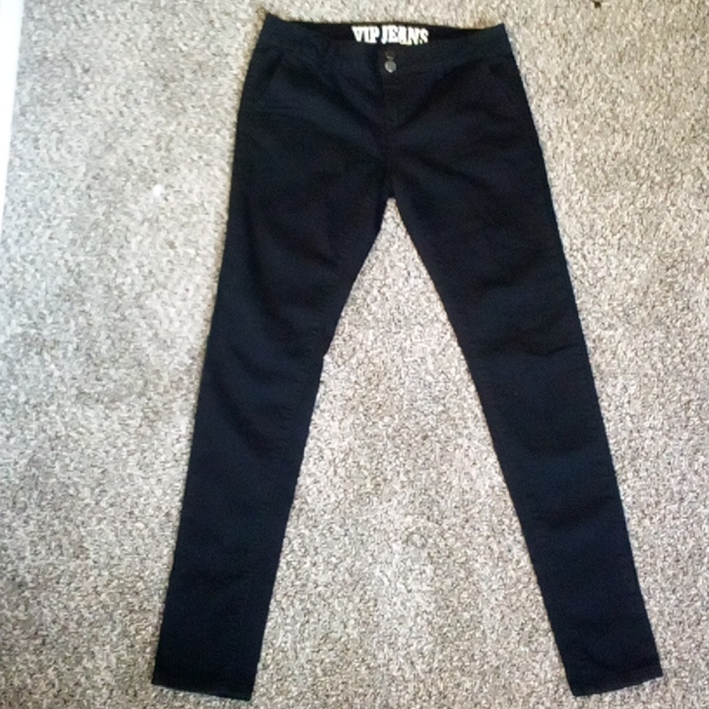 VIP JEANS